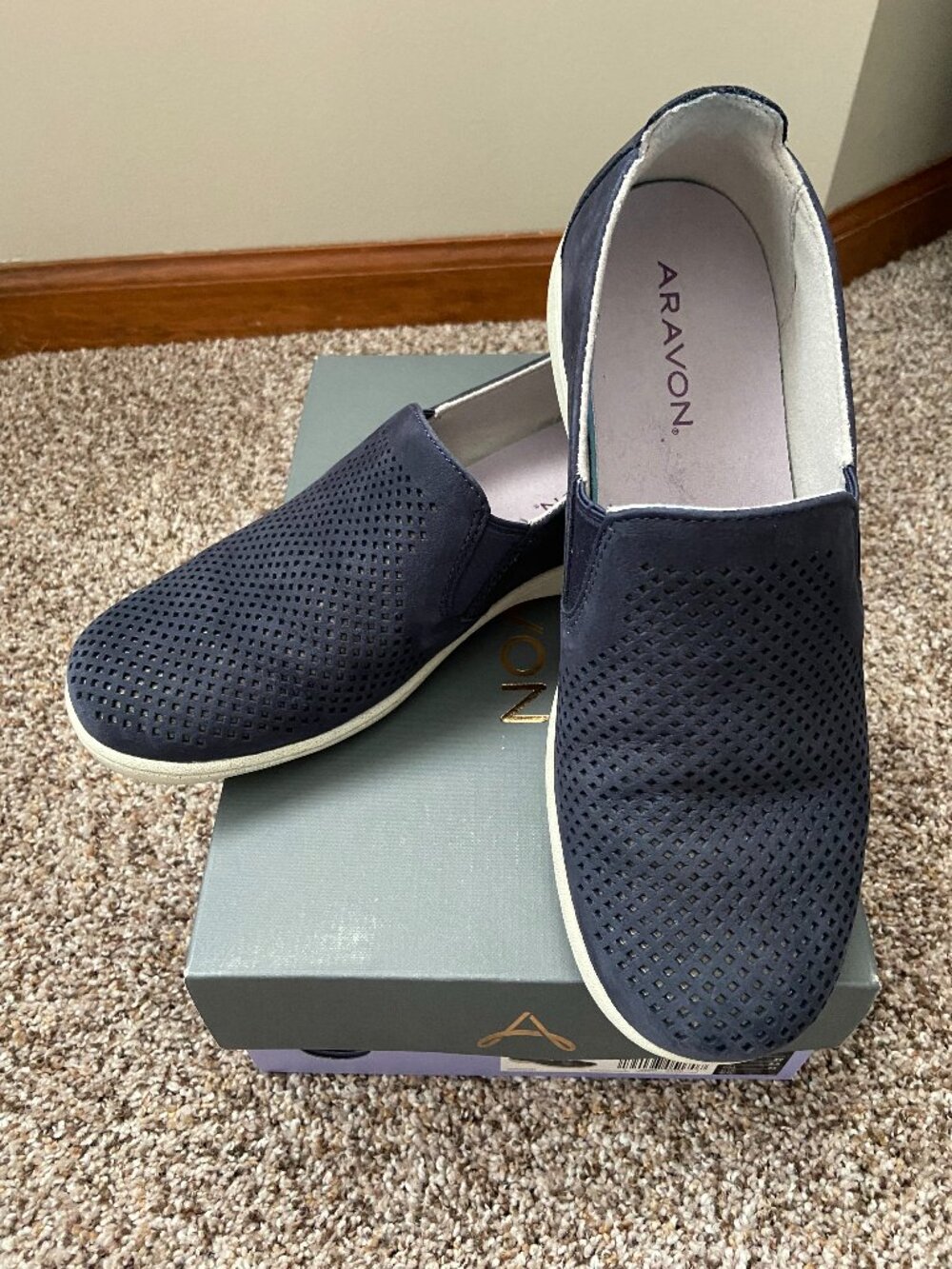 Aravon Women's Lia Slip-on Washable Loafer, Navy, Size 8B